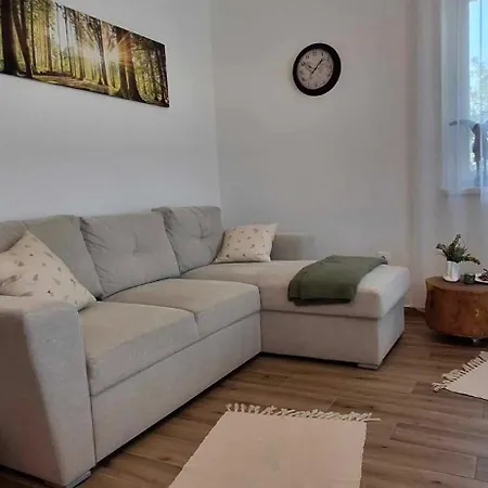 Apartament Plazma Apartman Sarvar Sárvár